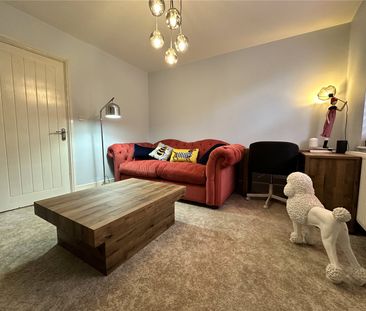 94, Old Road, Farsley, Pudsey, West Yorkshire, LS28 5BN - Photo 1