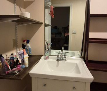 For Lease - 2213 Rodick Road Unit# Room In Main Floor, Markham, Ont... - Photo 5