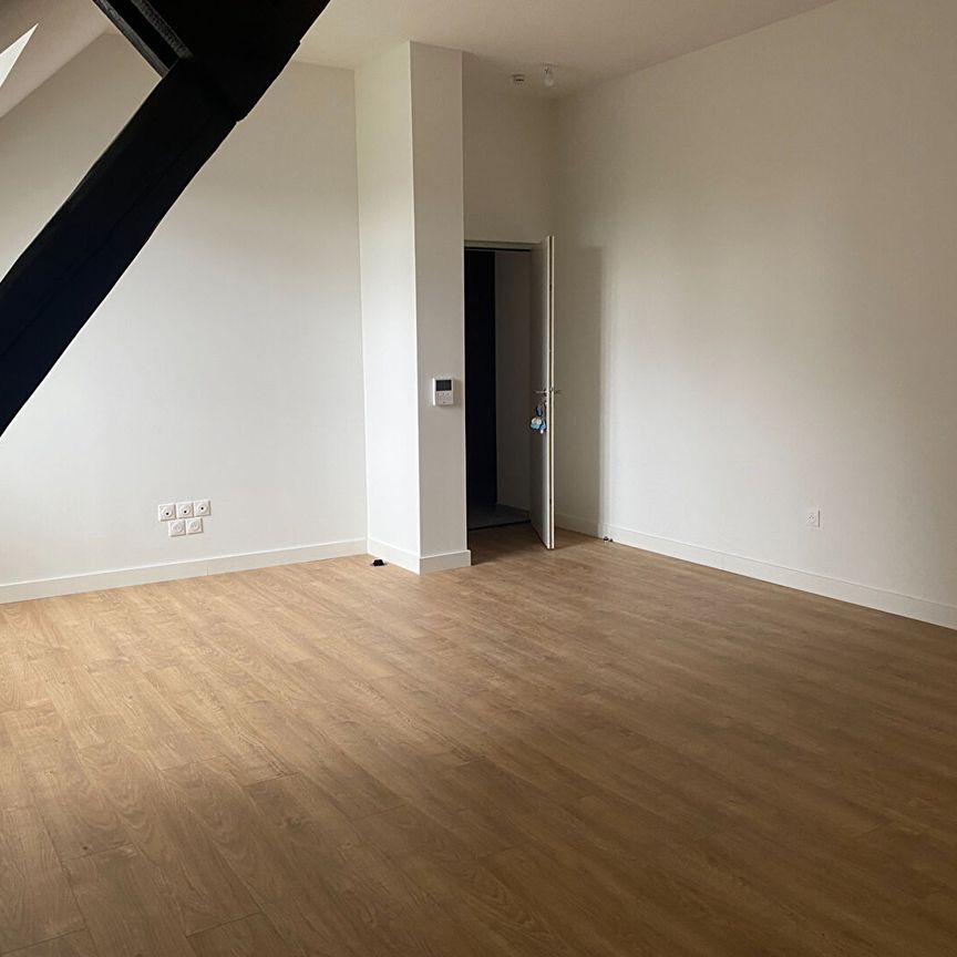 Location Appartement 3 pièces 65m² ROUBAIX 59100 - Photo 1