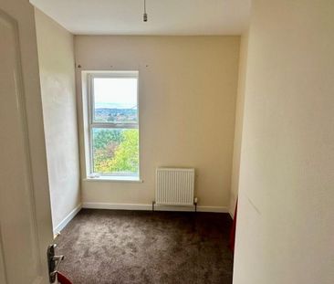 2 bedroom House To Let Total Size: 679 SQ FT - Photo 4