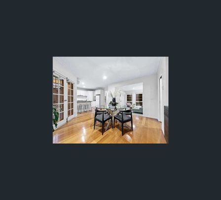 2/27 Jordan Grove, Glen Waverley, Vic 3150 - Photo 1