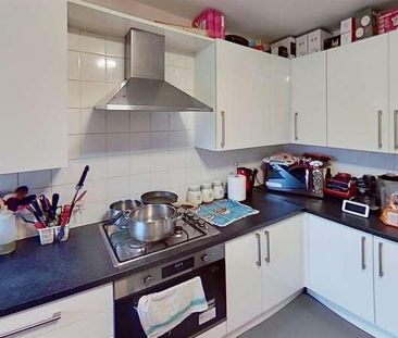 Hale End Road, Highams, IG8 - Photo 2