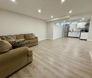 For Lease - 12 Crombie Street, Clarington, Ontario - Photo 3