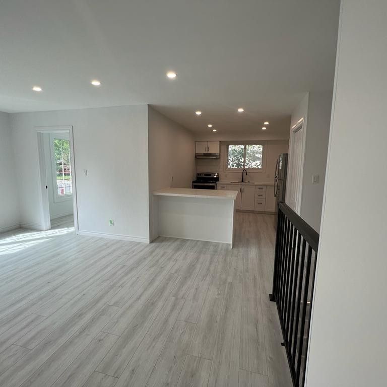 For Lease - 22 Macoomb Drive Unit# Upper, Welland, Ontario - Photo 1