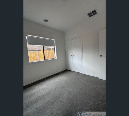 18 Riverly Grove, Officer, Vic 3809 - Photo 4
