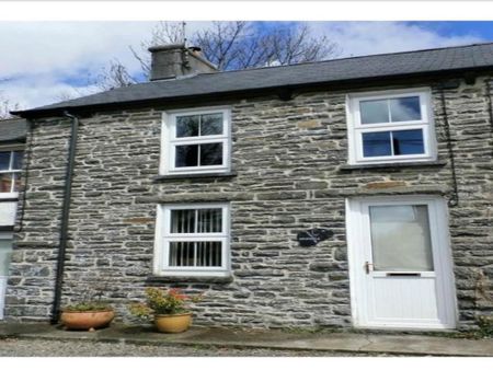 2 bedroom terraced house to rent - Photo 2