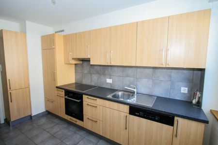 Luminous 3.5 room apartment in Ponts-de-Martel - Photo 4