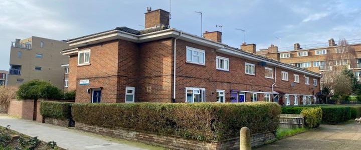 Semi detached, recently refurbished house off Burgess Park - Photo 1