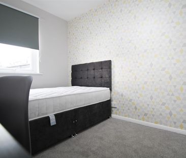 Westfield Court, Westfield Road, Hyde Park, LS3 1DL, Leeds - Photo 1