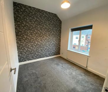 2 bedroom terraced house to rent - Photo 6