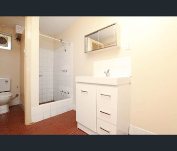 4/36 Mephan Street, Maylands, WA 6051 - Photo 3