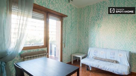 Via Riccardo Guruzian, Rome, Lazio 00173 - Photo 2