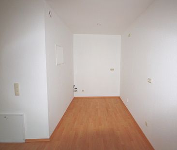 Schöne 2,5-Zimmer-Wohnung in ruhigem Umfeld für Senioren ab 60! - Foto 4