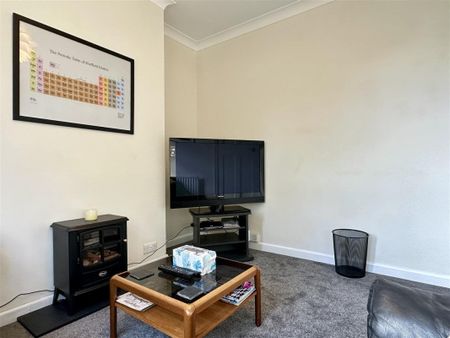 High Storrs Rise, Sheffield - Photo 3