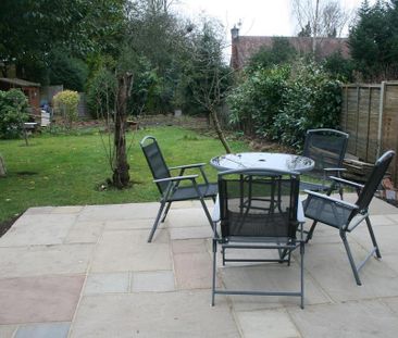 2 bedroom cottage to rent - Photo 1