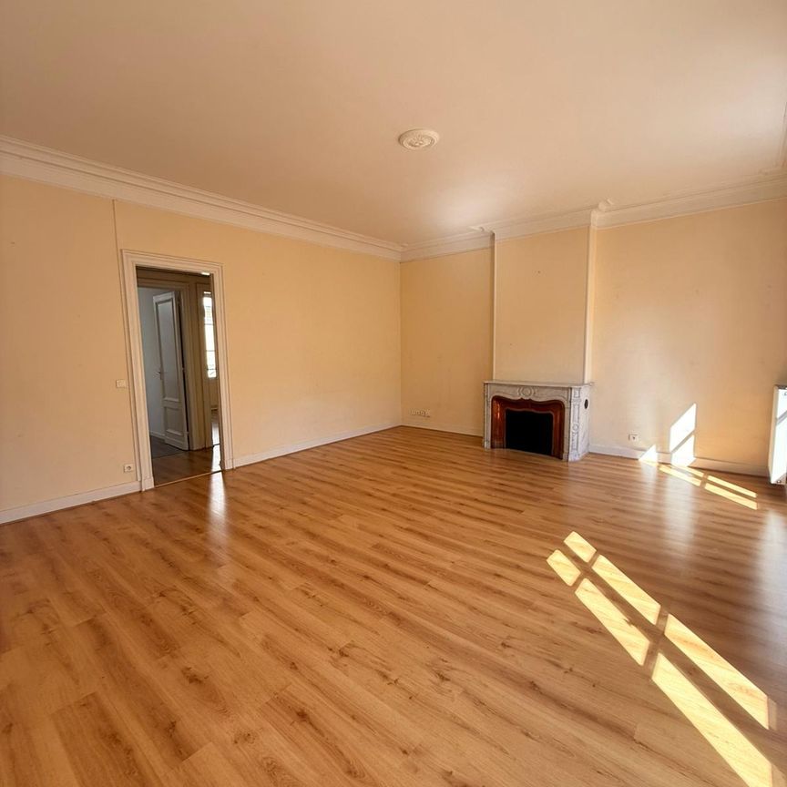 Location Appartement 3 pièces 99m² BORDEAUX 33000 - Photo 1