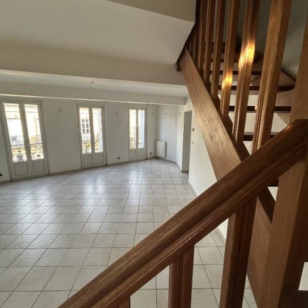 Location Appartement 3 pièces 77m² AGEN 47000 - Photo 1