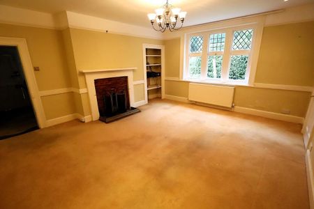 4 bedroom detached house to rent - Photo 2