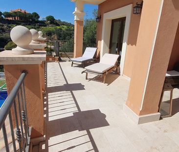 Detached Villa · El Rosario - Photo 5