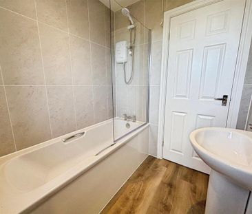 2 bedroom townhouse to rent - Photo 6