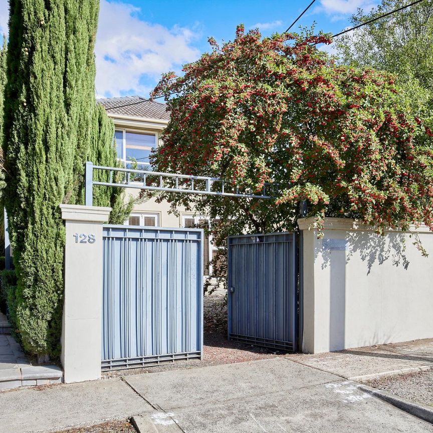 1/128 Donald Street, Brunswick East VIC 3057 - Photo 1