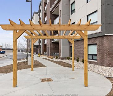 For Lease - 11870 TECUMSEH Road Unit# 110, Tecumseh, Ontario - Photo 3