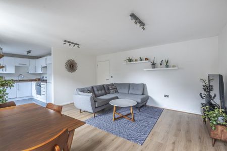 2 bedroom apartment to rent - Photo 5