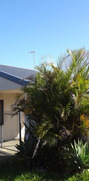 Coastal Living in Popular Location - Photo 1