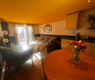 2 bedroom apartment to rent - Photo 4