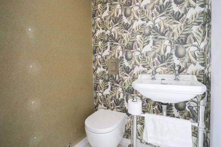 3 bedroom luxury Townhouse for rent in San Pedro de Alcántara, Andalusia - Photo 5