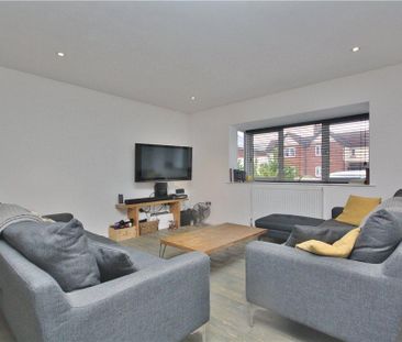 4 bedroom terraced house to rent - Photo 6