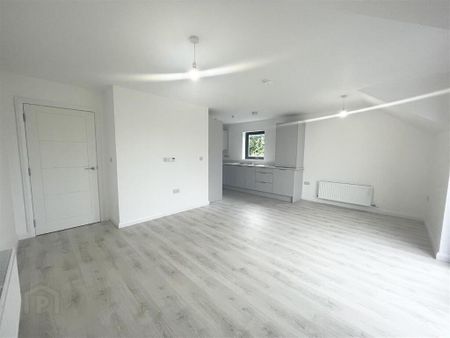 18 Cotton Hall, 6-8 Faulkner Road, Bangor, BT20 3FA - Photo 2