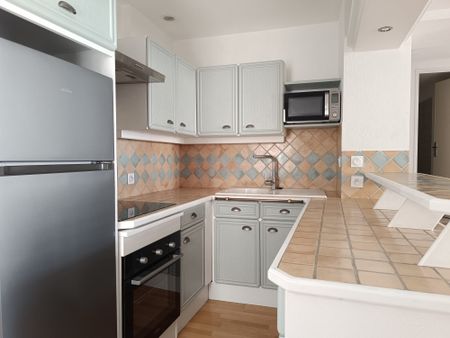 Location Appartement 3 pièces 49m² NARBONNE 11100 - Photo 3