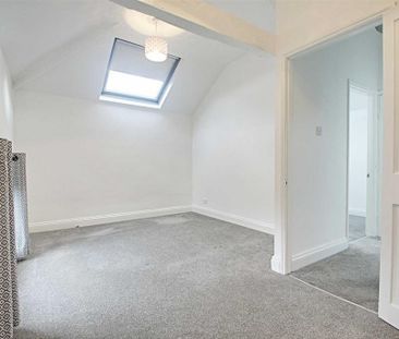 2 bedroom cottage to rent - Photo 2