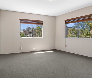 2/82 Jamieson Street, Bulimba, Qld 4171 - Photo 2