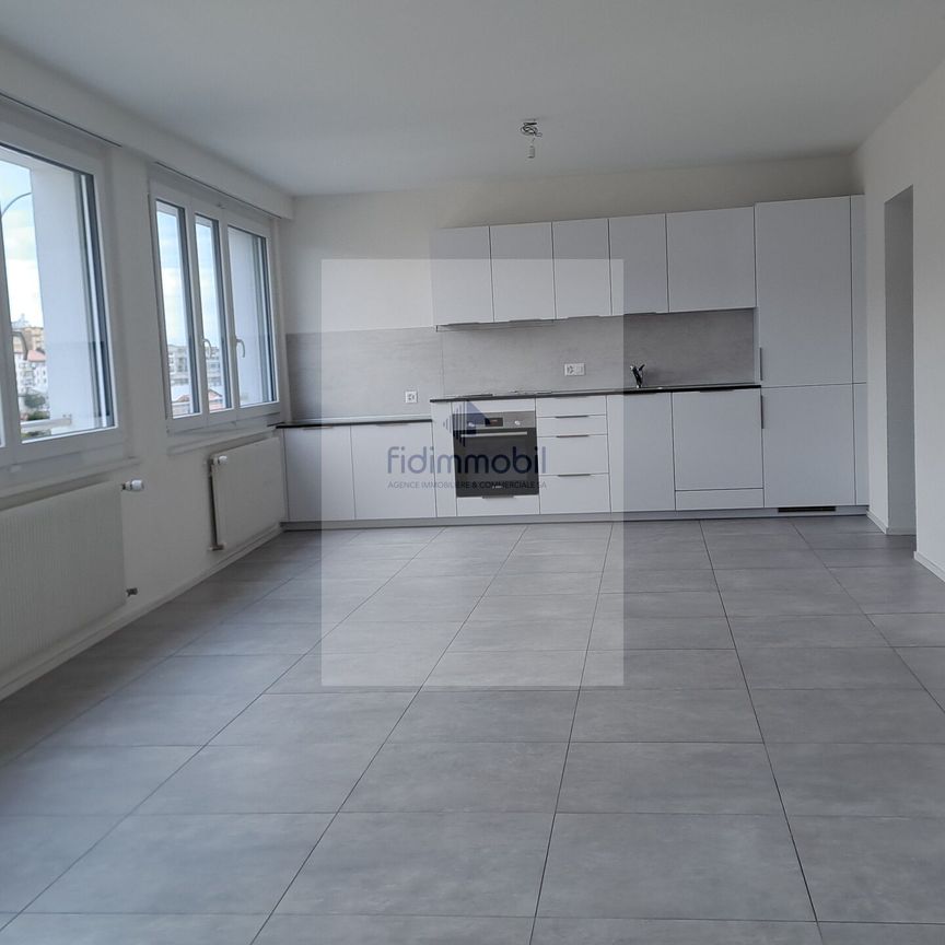 2.5-room apartment in a recently renovated building - Photo 1