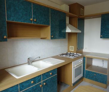 Location Appartement 3 pièces 67m² NEVERS 58000 - Photo 2