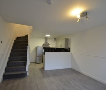 1 bedroom Property to rent - Photo 3