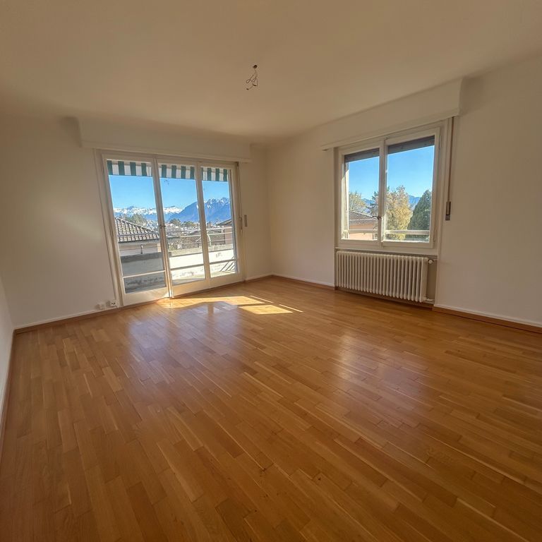 5.5 Zimmer, 105 m², 4. Stock - Photo 1