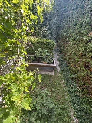 *SONNIGER Balkon/Garten 2 Zimmer TRAUM- Wohnung * voll möbliert!* inkl. TG Platz - Photo 1