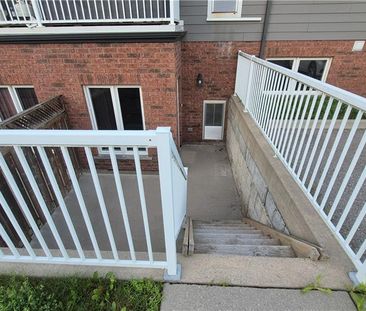 225 RIDDELL Street Unit# 22, Woodstock, Ontario, N4S6N2 - Photo 3
