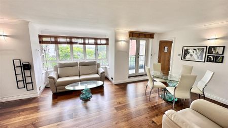 3 bedroom apartment to rent - Photo 2