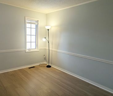 For Lease - 19 Stevenson Street, Hamilton, Ontario - Photo 6