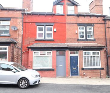 3 bedroom terraced house to rent - Photo 6