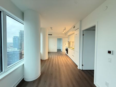 For Lease - 8 Wellesley Street Unit# 4715, Toronto, Ontario - Photo 4