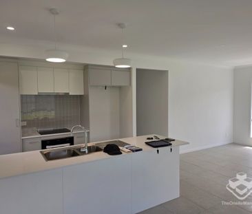 Brand new for rent - Photo 2