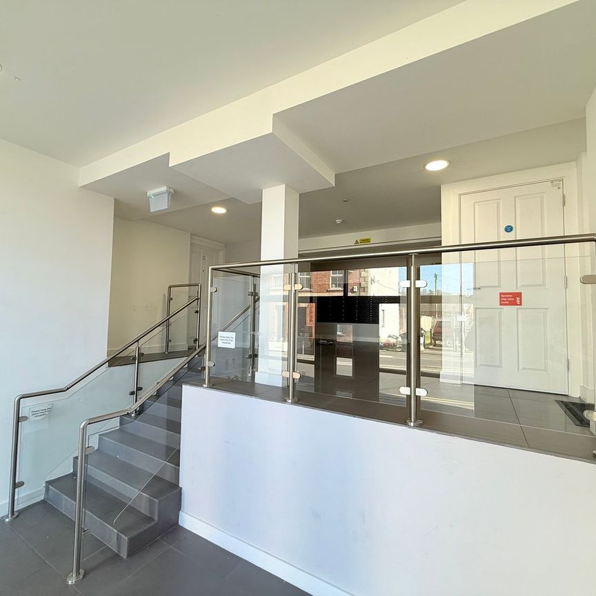 Newton Road, Yeovil, Somerset - Photo 1