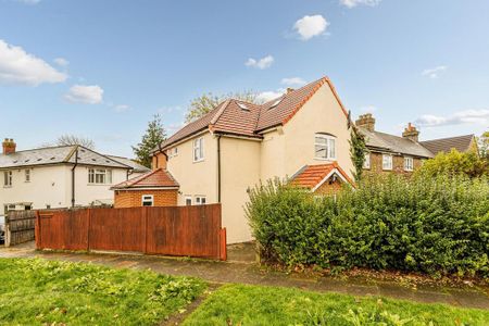 House share to rent - Photo 2