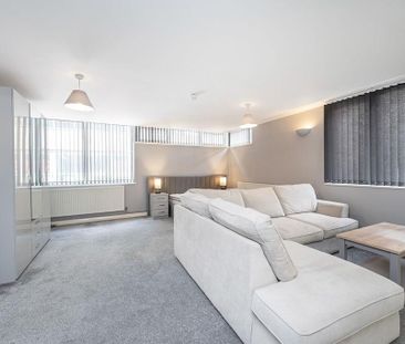 Studio to rent - Photo 2