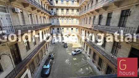 Kiadó felújított lakás - Budapest VI. kerület - Photo 2